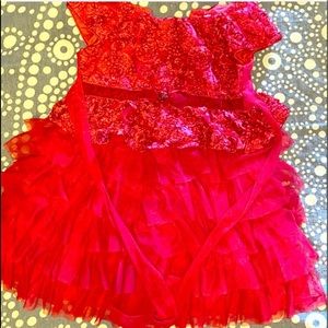 🎄Beautiful little girl Christmas red dress 5 yrs